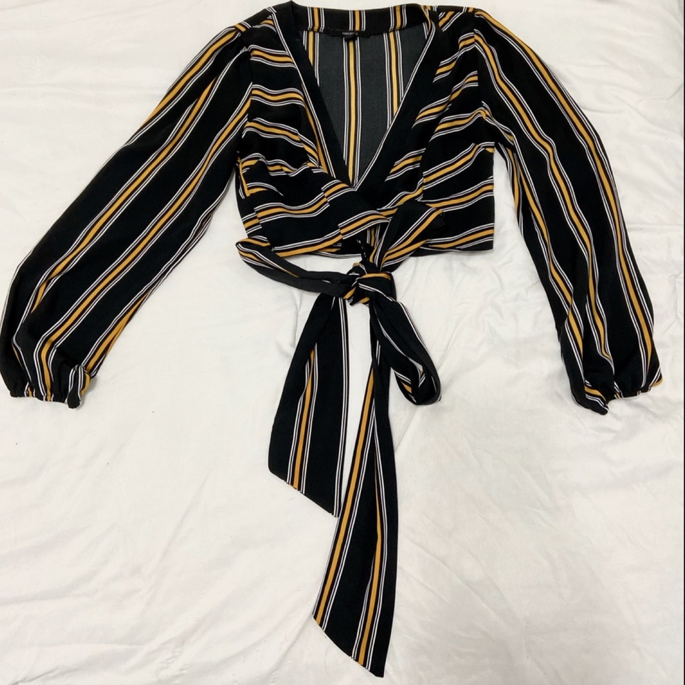 Long sleeve crop top